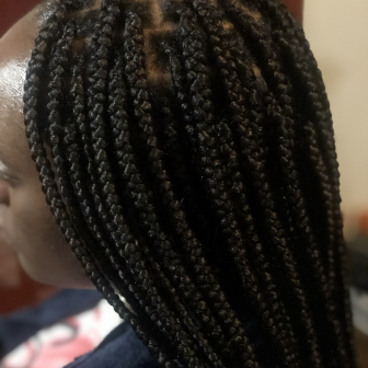 Knotless Braids for Styled.by.vic